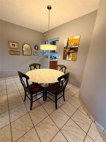 3501 SW 10th St 1B, Miami, FL 33135