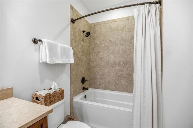 1080 Sinclair Pointe, St Simons Island, GA 31522