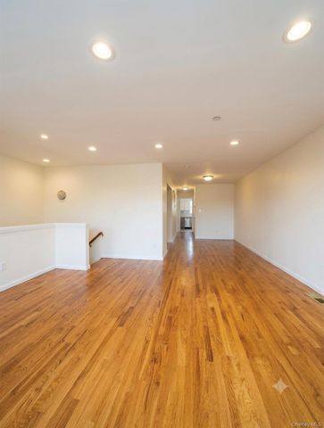 923 Euclid Avenue, Brooklyn, NY 11208