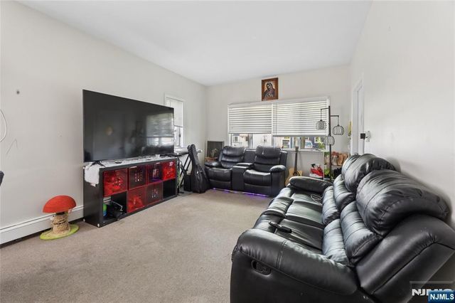 360 Rutherford Boulevard, Clifton, NJ 07014