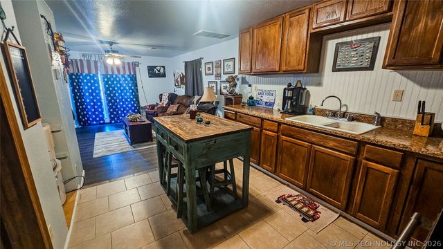 796 W Aspen Road, Stigler, OK 74462