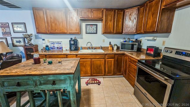 796 W Aspen Road, Stigler, OK 74462