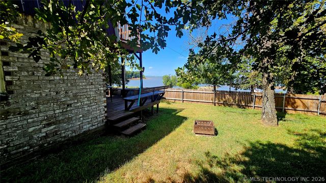 796 W Aspen Road, Stigler, OK 74462