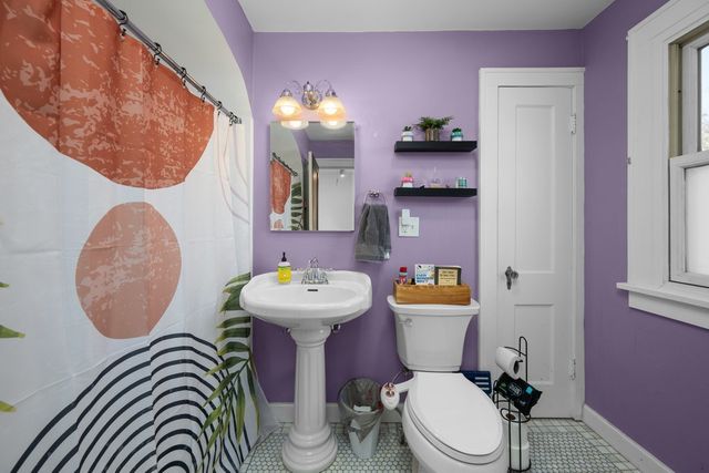 2545 18th Avenue A, Moline, IL 61265