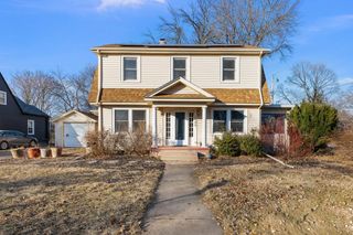 2545 18th Avenue A, Moline, IL 61265