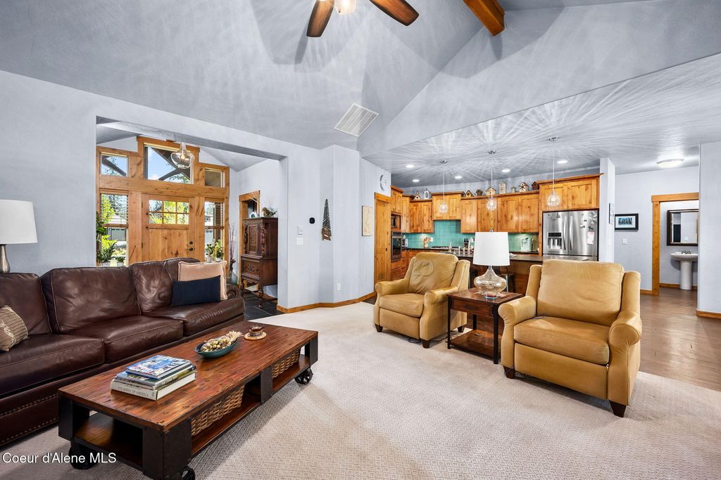 6125 E SHIRAS RD, Coeur d'Alene, ID 83814 photo 10