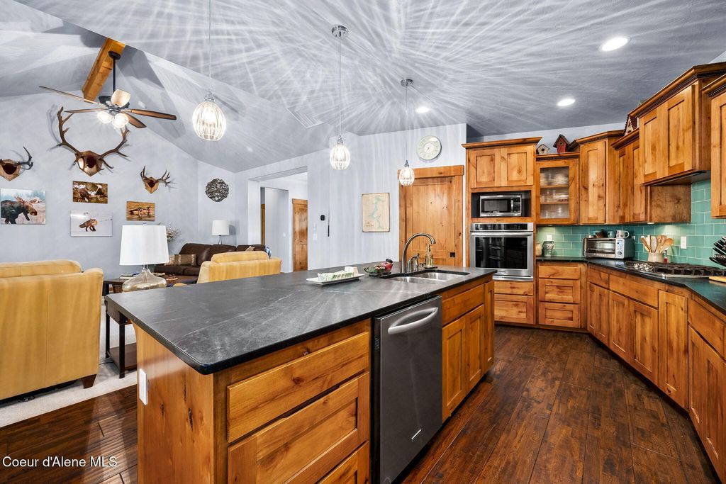 6125 E SHIRAS RD, Coeur d'Alene, ID 83814 photo 13