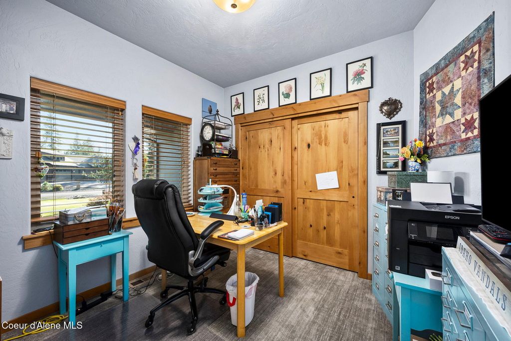 6125 E SHIRAS RD, Coeur d'Alene, ID 83814 photo 17