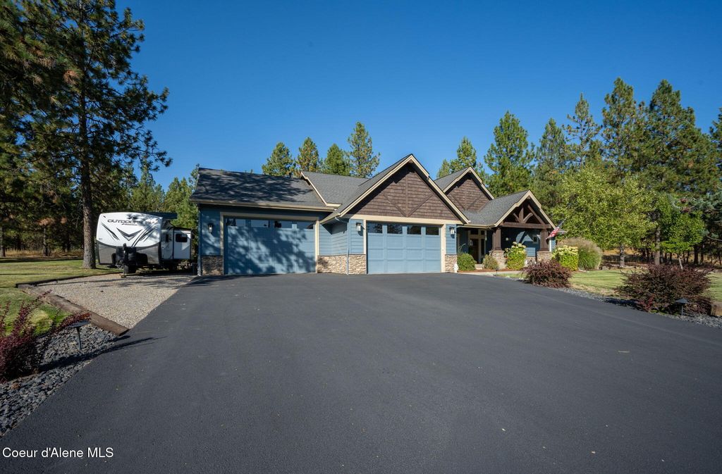 6125 E SHIRAS RD, Coeur d'Alene, ID 83814 photo 3