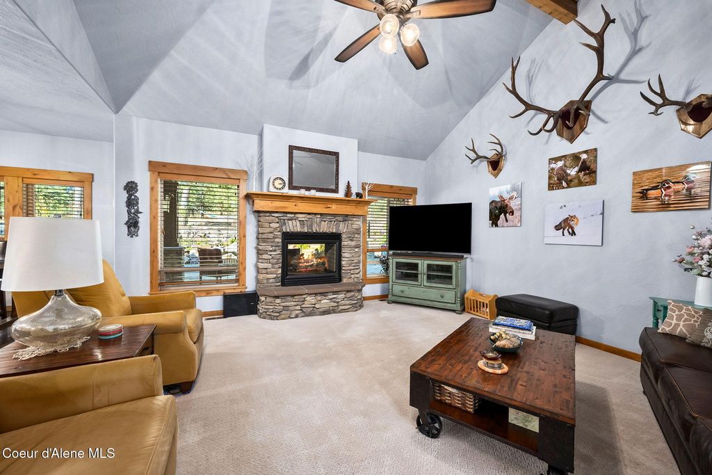 6125 E SHIRAS RD, Coeur d'Alene, ID 83814 photo 8