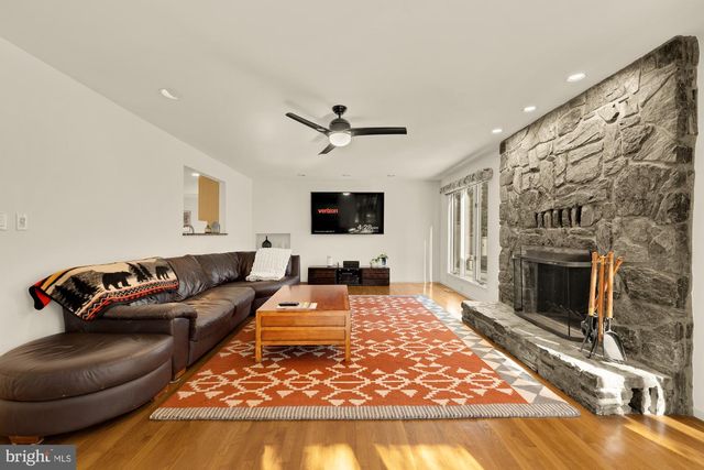 10419 CROSSING CREEK, Potomac, MD 20854