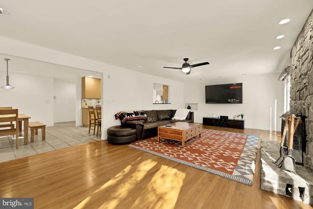 10419 CROSSING CREEK, Potomac, MD 20854