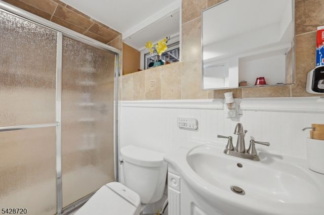 1351 Suwanee Dr, North Brunswick Twp., NJ 08902