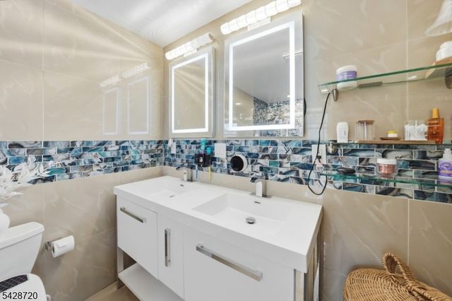 1351 Suwanee Dr, North Brunswick Twp., NJ 08902