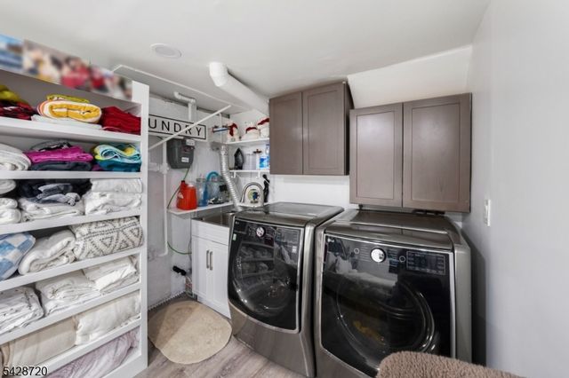 1351 Suwanee Dr, North Brunswick Twp., NJ 08902