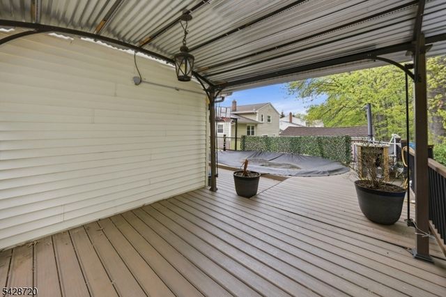 1351 Suwanee Dr, North Brunswick Twp., NJ 08902