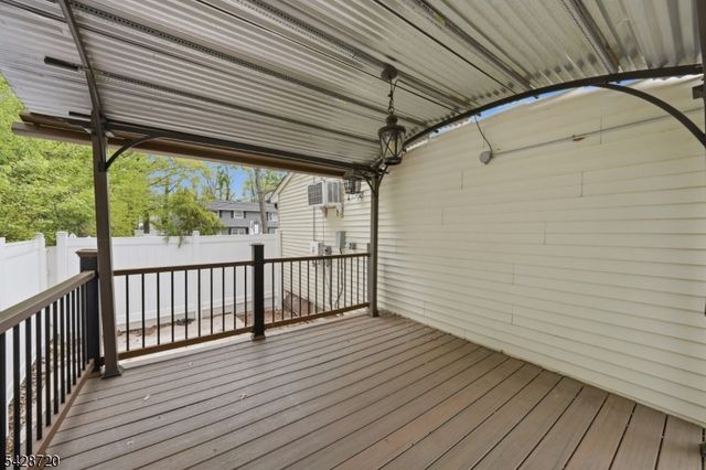 1351 Suwanee Dr, North Brunswick Twp., NJ 08902