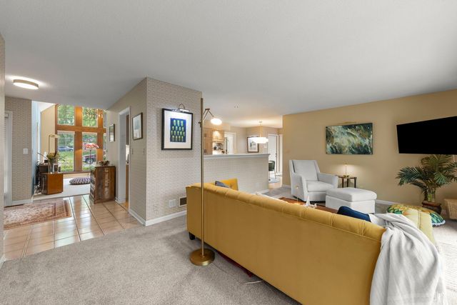 1660 J Pankow Drive, Geneva, IL 60134