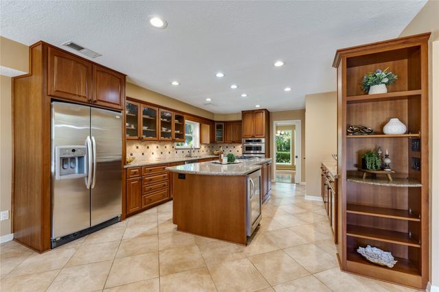 6735 Gentle Bend Drive, Houston, TX 77069