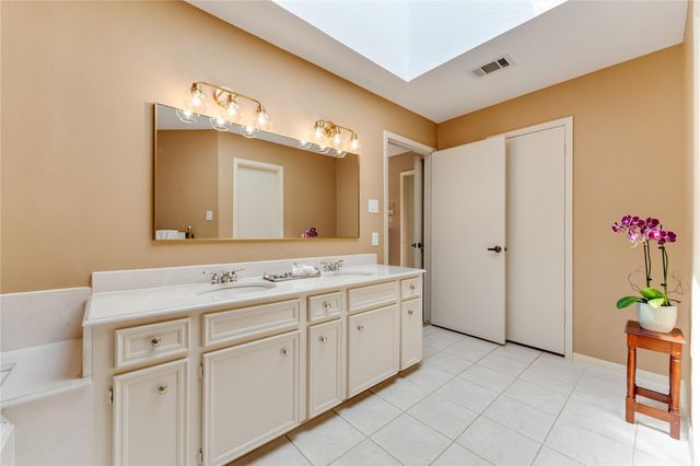 6735 Gentle Bend Drive, Houston, TX 77069