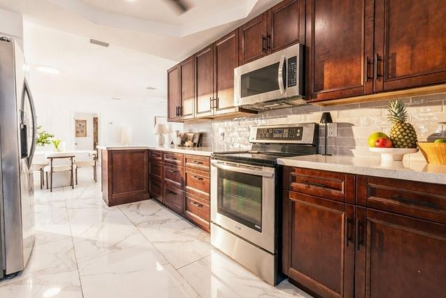 1714 W Las Olas Boulevard, Fort Lauderdale, FL 33312