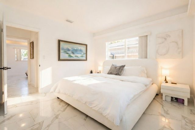 1714 W Las Olas Boulevard, Fort Lauderdale, FL 33312