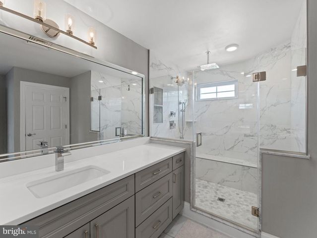 3 DOROTHY DR, Sewell, NJ 08080
