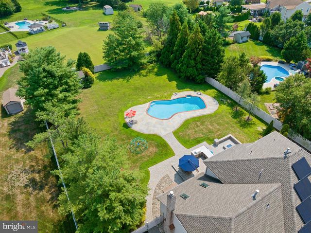 3 DOROTHY DR, Sewell, NJ 08080