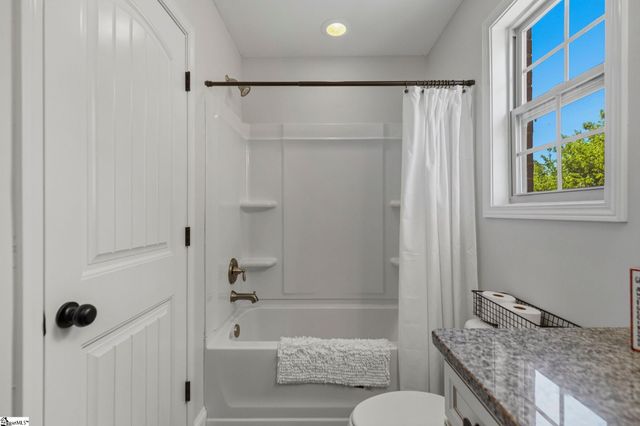 127 Golden Eagle Lane, Anderson, SC 29621