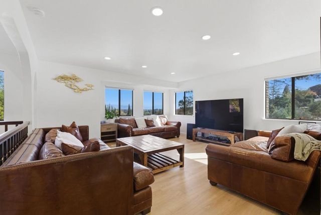 1510 Welburn Avenue, Gilroy, CA 95020