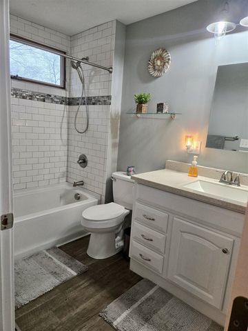 5737 S M-37, Hastings, MI 49058