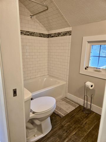 5737 S M-37, Hastings, MI 49058