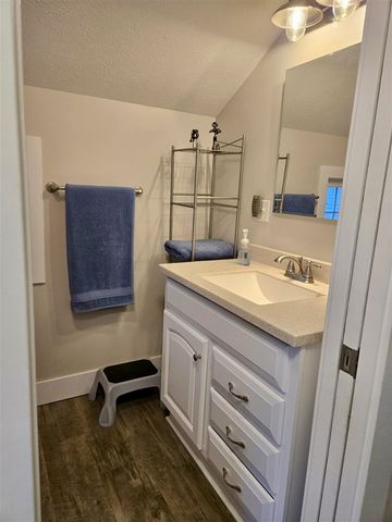 5737 S M-37, Hastings, MI 49058