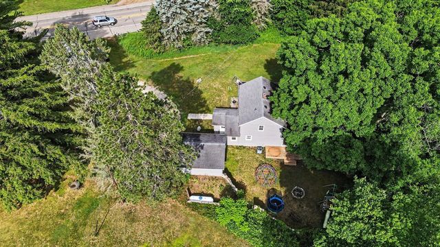 5737 S M-37, Hastings, MI 49058
