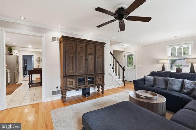 1282 WINCHESTER DR, Lancaster, PA 17601