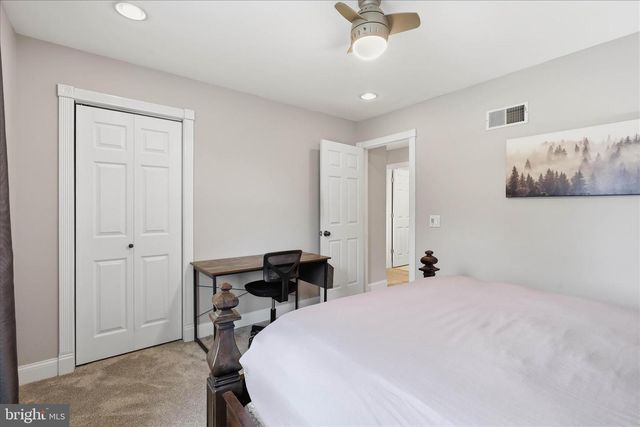 1282 WINCHESTER DR, Lancaster, PA 17601