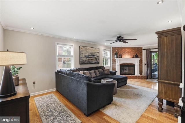 1282 WINCHESTER DR, Lancaster, PA 17601