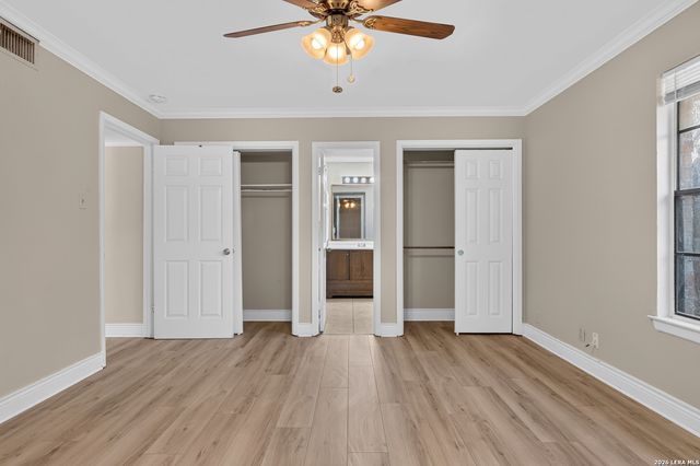 5411 TIMBER POST ST, San Antonio, TX 78250