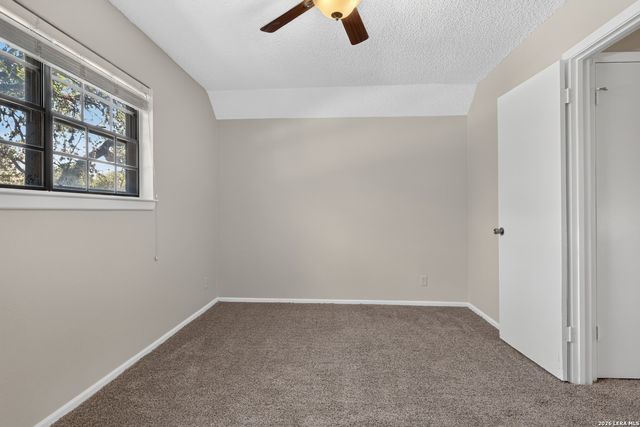 5411 TIMBER POST ST, San Antonio, TX 78250
