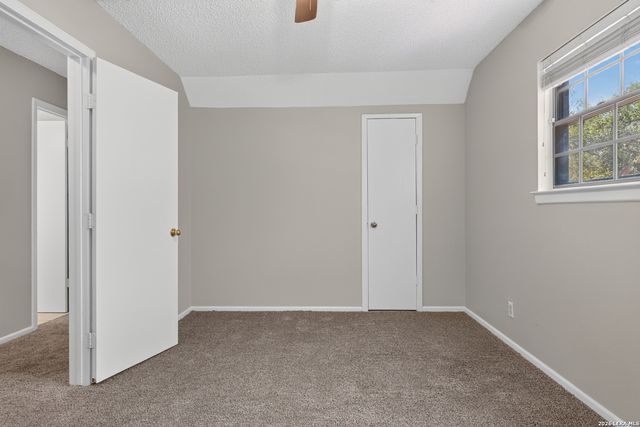 5411 TIMBER POST ST, San Antonio, TX 78250