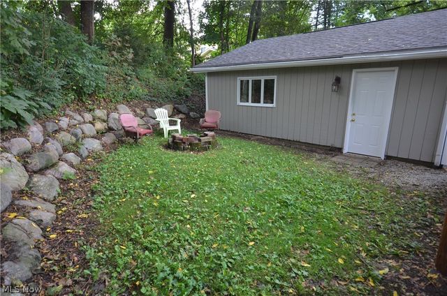2910 Farmdale Road, Akron, OH 44312