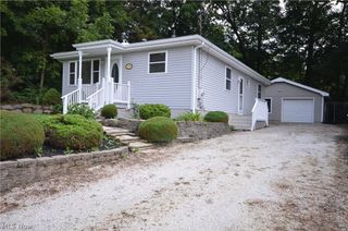 2910 Farmdale Road, Akron, OH 44312
