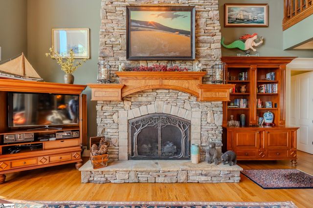 43 High Laurel Way, Travelers Rest, SC 29690