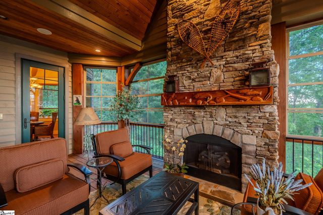43 High Laurel Way, Travelers Rest, SC 29690