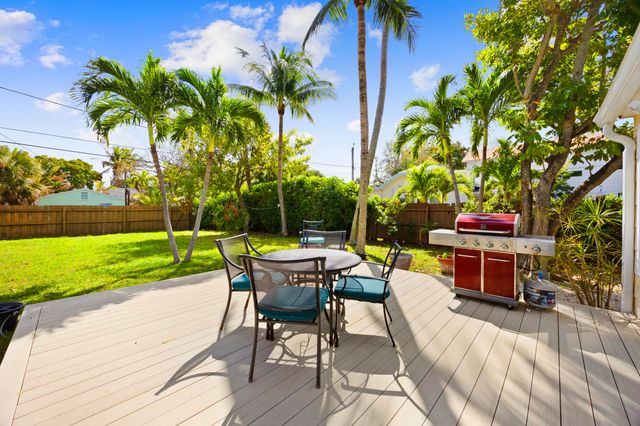 618 N Ocean Breeze, Lake Worth Beach, FL 33460