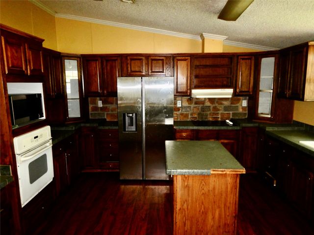 230 Longhorn Drive, Bossier City, LA 71112