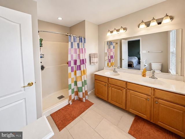111 ACORN DR, Mount Royal, NJ 08061