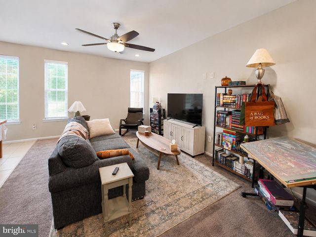 111 ACORN DR, Mount Royal, NJ 08061