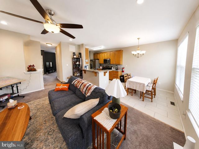 111 ACORN DR, Mount Royal, NJ 08061