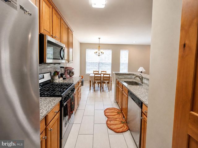 111 ACORN DR, Mount Royal, NJ 08061